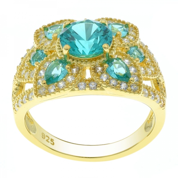 Paraiba-Ring aus 925er Silber mit moderner Eleganz 