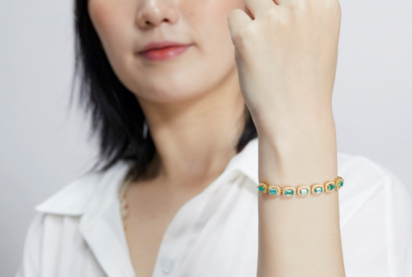 China Silber Winsome Smaragd geschnitten Paraiba Bolo Schmuck Armband 
