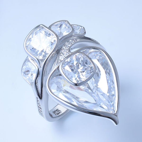 Partty-Ring aus 925er Sterlingsilber mit Brautmotiv 