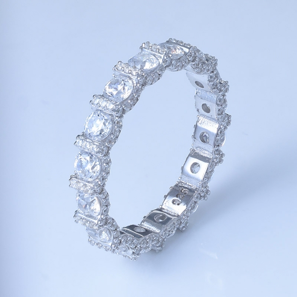 runder weißer Zirkonia Rhodium über 925 Sterling Silber Infinity Ring 