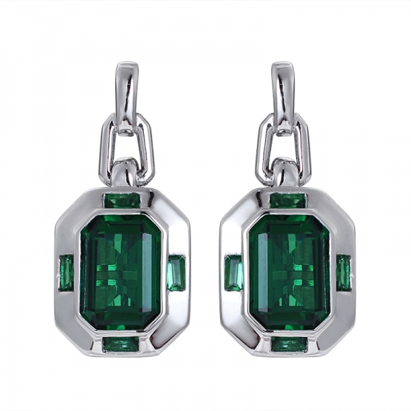 4 Karat grüner smaragdgrüner simulierter Rhodium über Sterling Silber Set Ohrring 