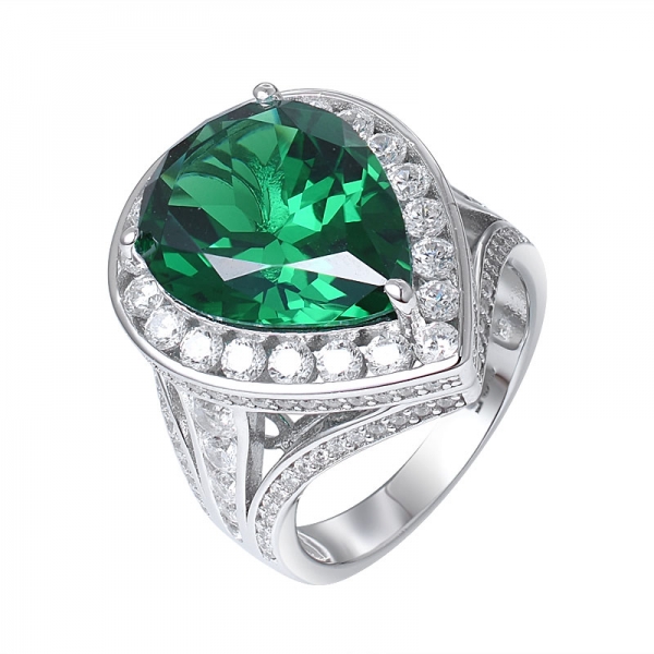 Birnenschliff kreierte grünes Smaragd-Rhodium über Sterlingsilberring für Frauen 