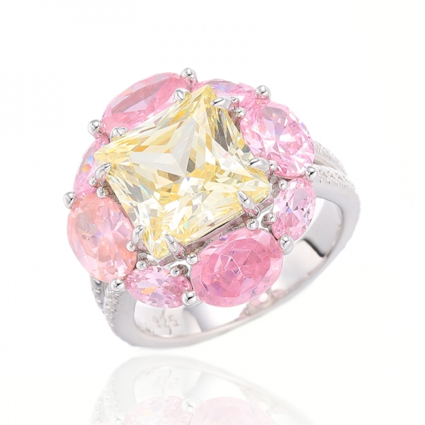 Ring aus Rhodium-Silber mit quadratischem Diamant in Gelb und ovaler Form, rosa Kubikzircon 