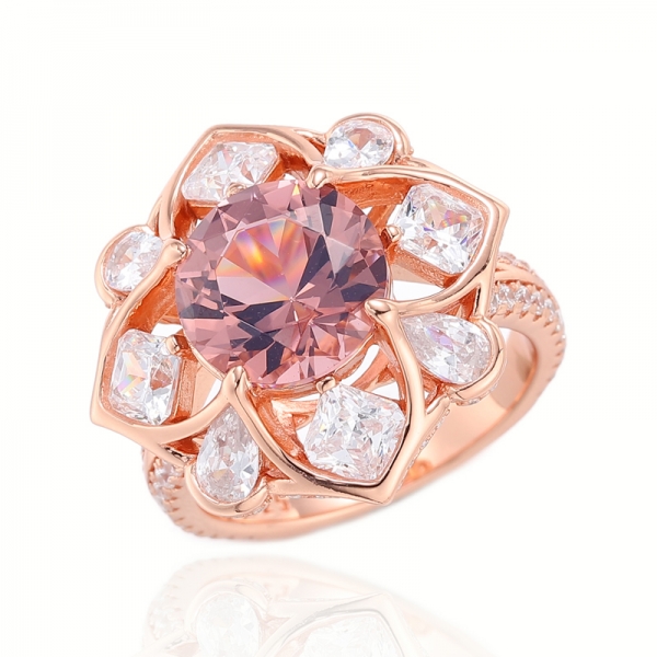 Ring aus Rhodium-Silber mit rundem rosafarbenem Diamant und achteckigem weißem Kubikzircon 