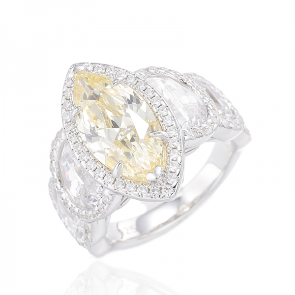 Gelber und halbmondförmiger, weißer, kubischer Zirkon-Rhodium-Silberring im Marquise-Diamant 
