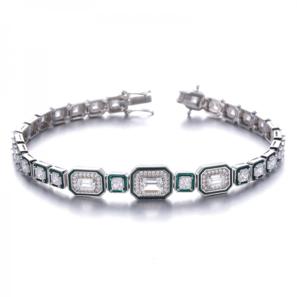 Armband aus rhodiniertem Silber mit Smaragdschliff und quadratischem weißen Zirkonia und grünem Email 