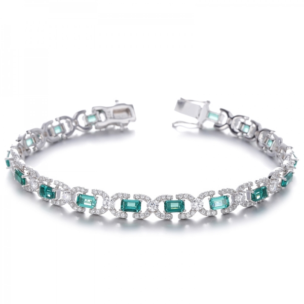 Rhodiniertes Silberarmband mit Smaragdschliff und rundem Diamanten in G-Farbe, kubischem Zirkon
     