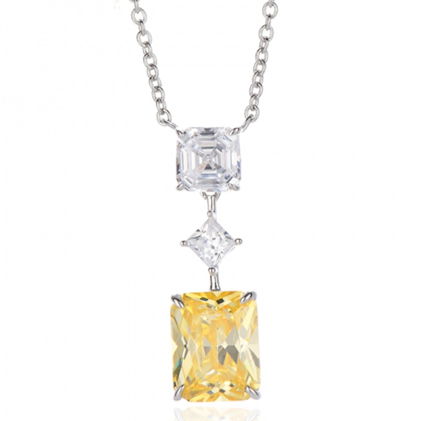 Halskette aus rhodiniertem Silber mit achteckigem gelben Diamanten und weißem Asscher-Zirkon 
