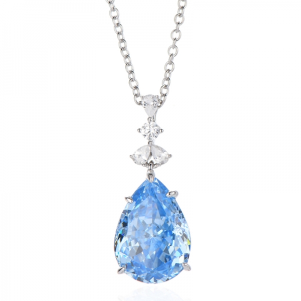 Birnenförmige Diamant-Halskette mit blauem und weißem Zirkonia in Rhodium-Silber 