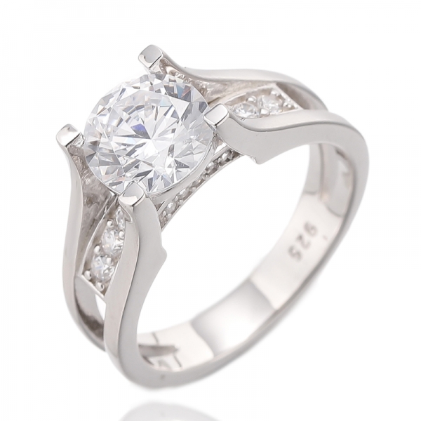 Runder Rhodium-Silberring mit blauem Korund und weißem Zirkonia 