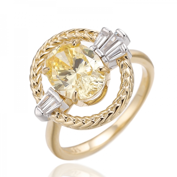Ovaler Silberring mit Opal und konischem weißen Zirkonia und zweifarbiger Beschichtung 